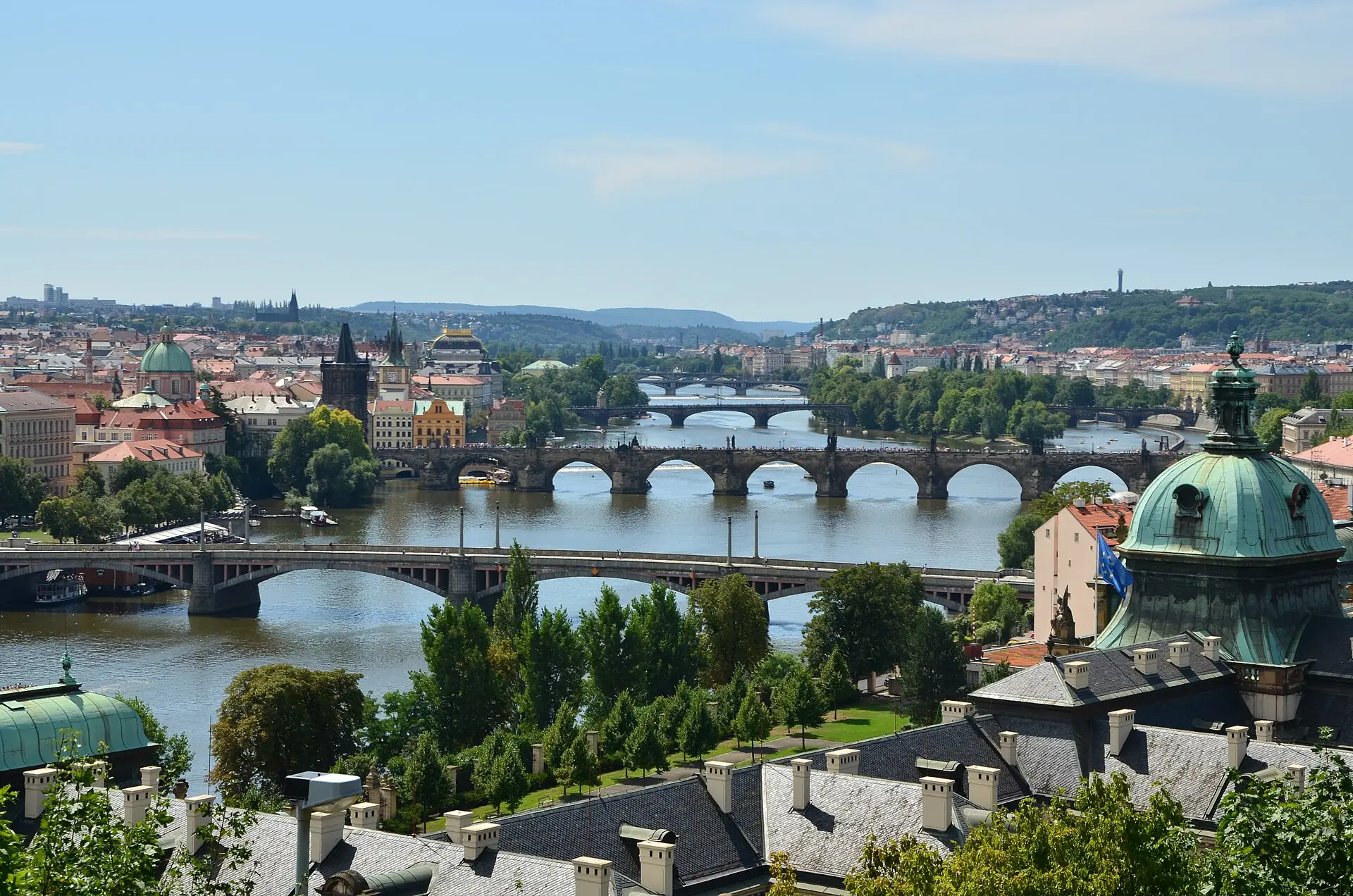 Alternative Prague: Letná, Holešovice, Karlín and Žižkov